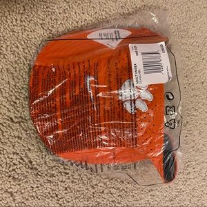 NEW WITH TAGS Clemson Nike Visor